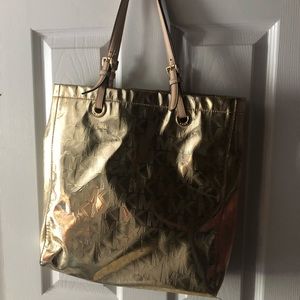 Micheal Kors | Gold Metallic Tote